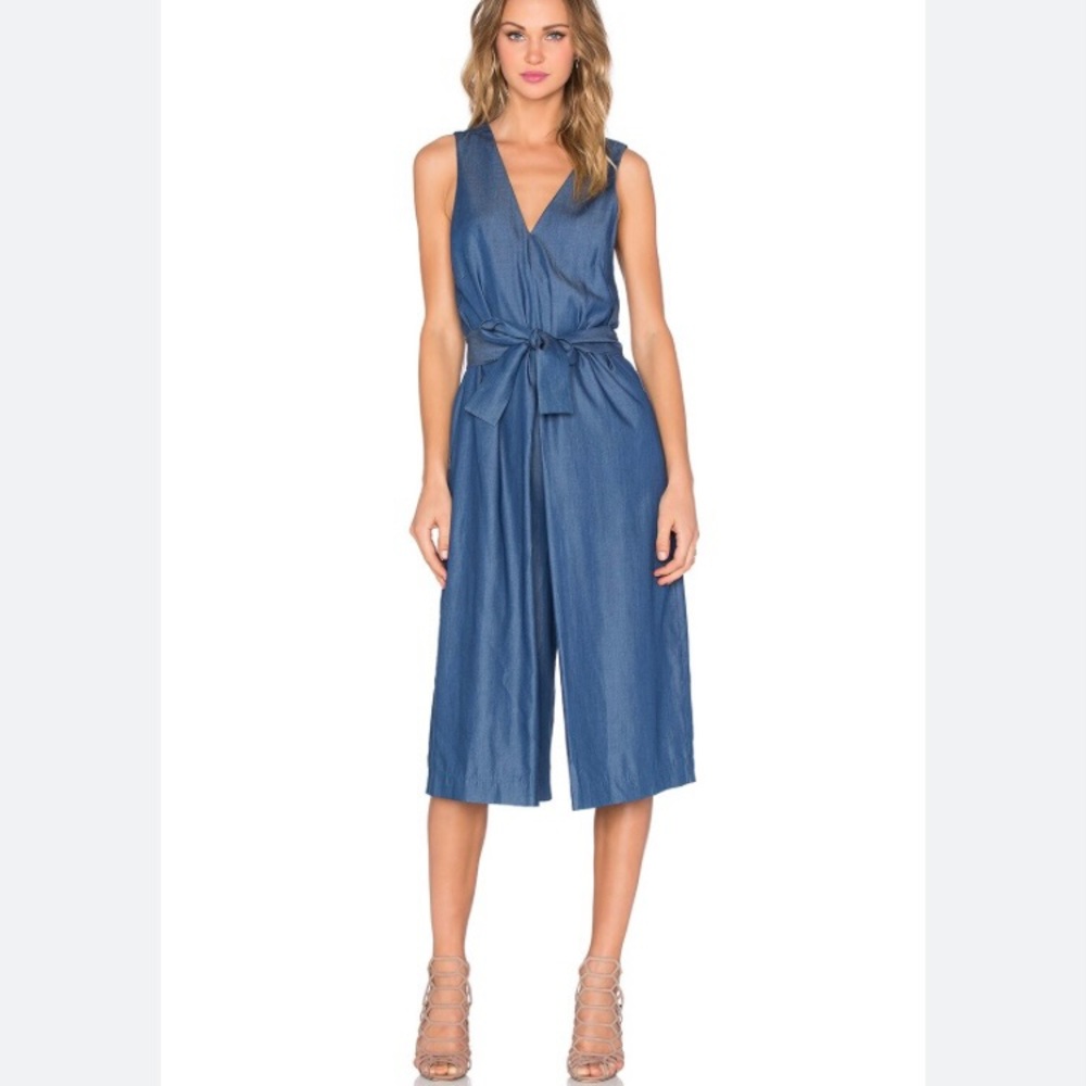 C/MEO Collective blue dream sleeveless chambray jumpsuit size small
